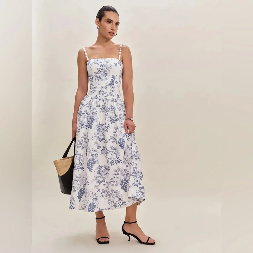 Reformation Katarin Linen Dress In Carla, brand new without tags, never worn.